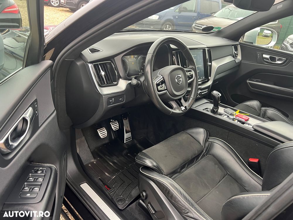 Volvo XC 60 D4 AWD R-Design - 14