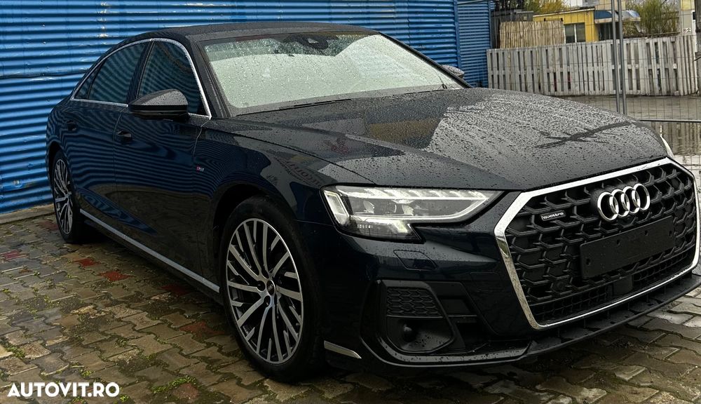 Audi A8 - 1