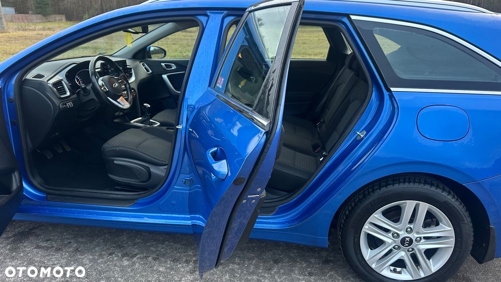 Kia Ceed 1.6 CRDi SCR L - 12