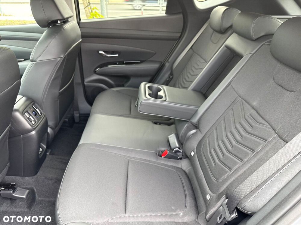 Hyundai Tucson 1.6 T-GDi HEV Executive 2WD - 20
