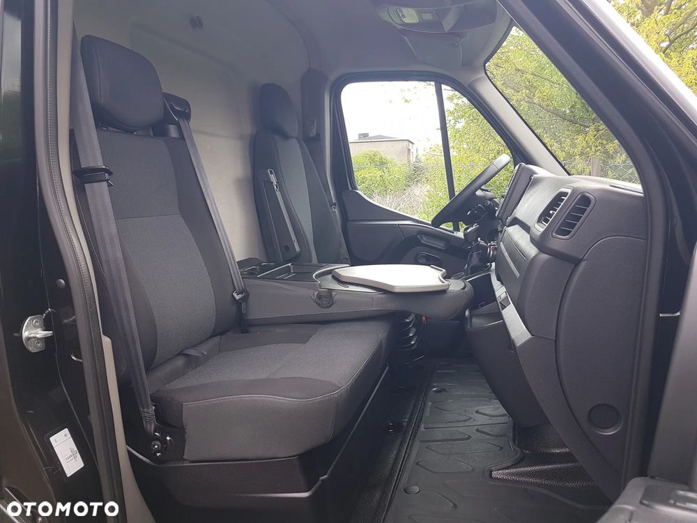 Renault MASTER L2H2 KLIMA DŁUGI WYSOKI BLASZAK VAN FURGON TEMPOMAT KRAJOWY I-WŁAŚCICIEL - 23
