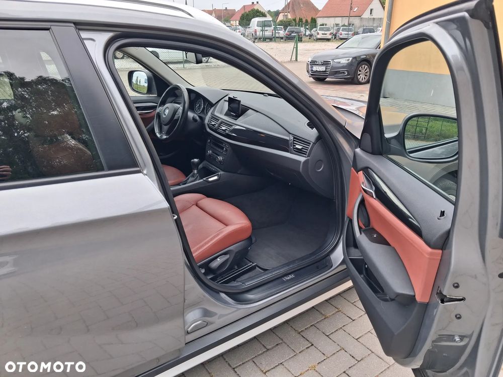 BMW X1 sDrive20d - 13