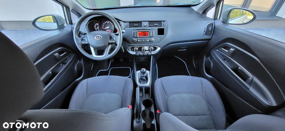 Kia Rio 1.2 Attract - 18