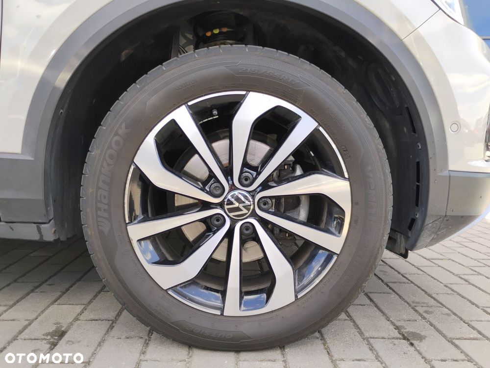 Volkswagen T-Roc - 12