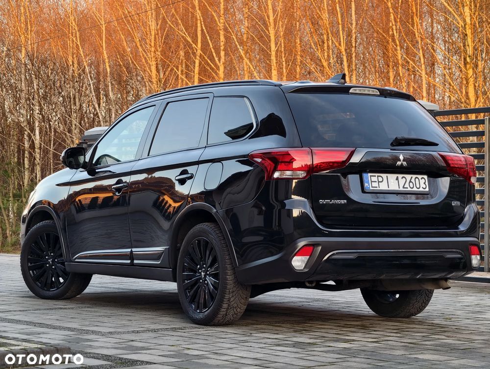 Mitsubishi Outlander 2.4 4WD CVT Intense - 34