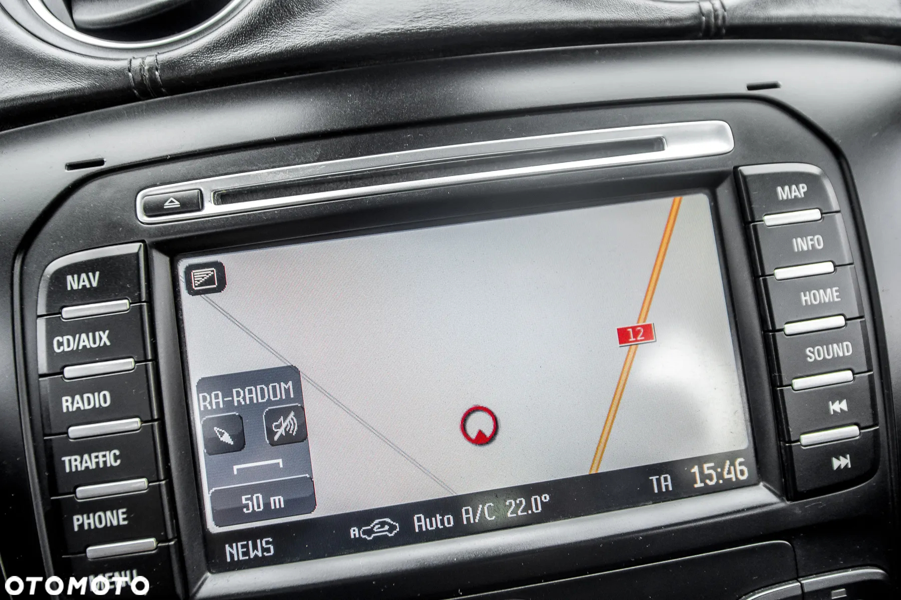 Ford Mondeo 2.0 EcoBoost Start-Stopp Autom Titanium - 28