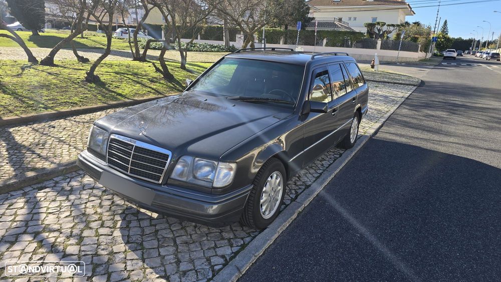 Mercedes-Benz E 250 - 1