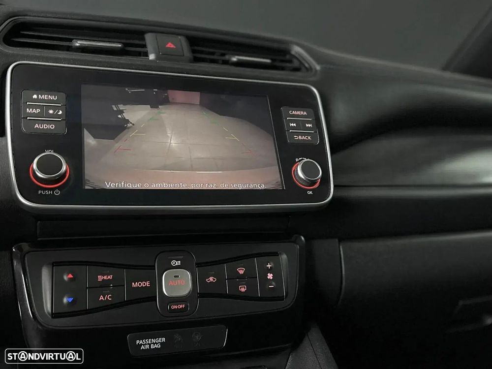 Nissan Leaf - 6