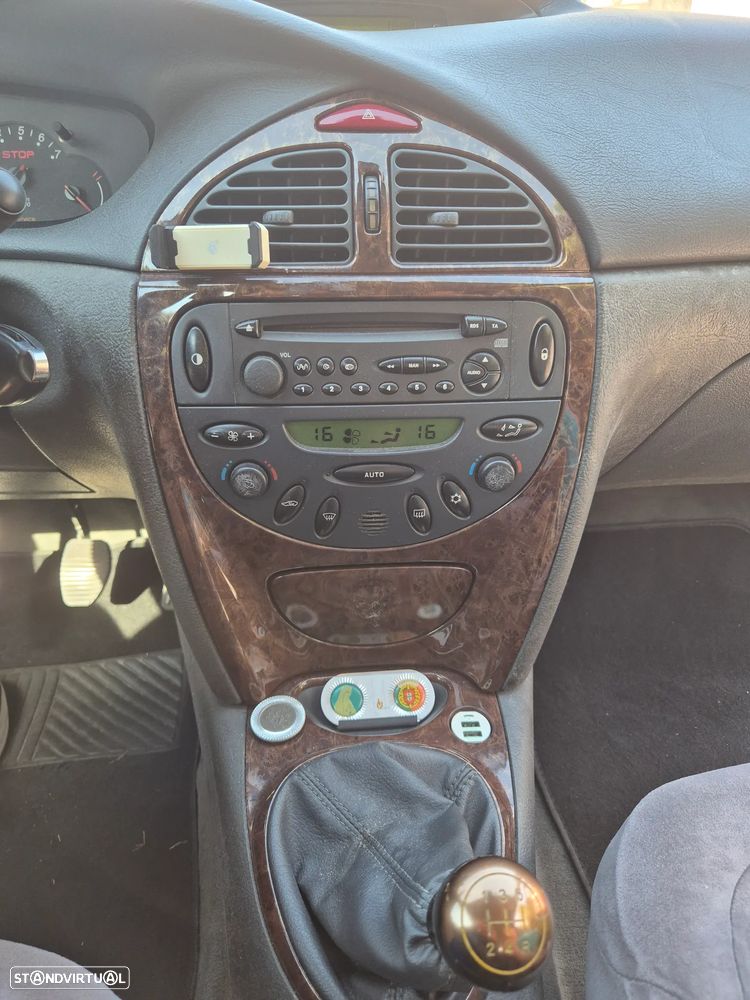Citroën C5 2.0 HDi Exclusive - 13