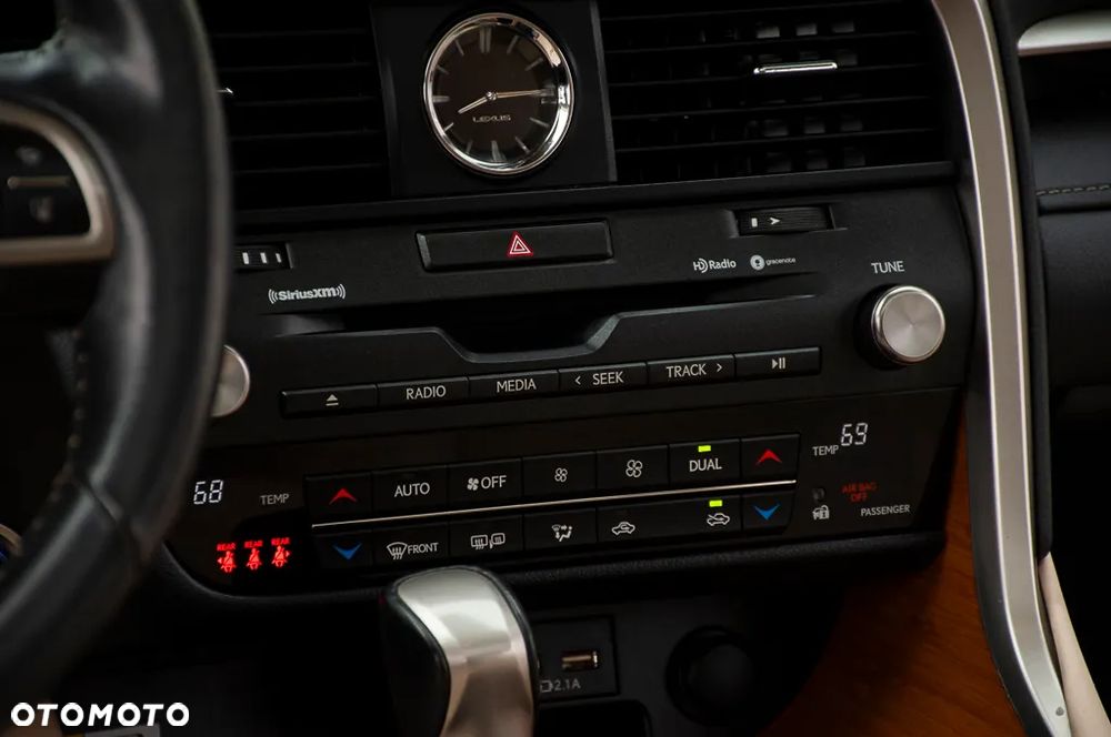 Lexus RX 450h (hybrid) Business Line - 32