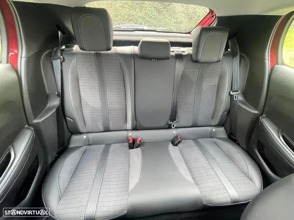 Peugeot e-208 Allure - 20