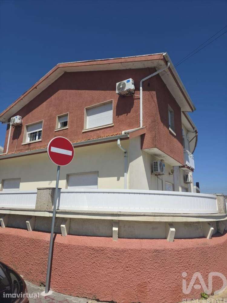 Moradia em banda T4 em Canidelo de 150 m2 - Grande imagem: 2/10