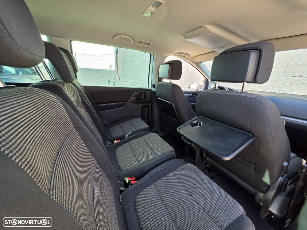 VW Sharan 2.0 TDI Confortline - 13