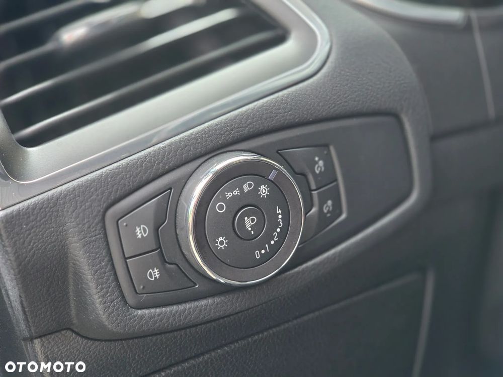 Ford Galaxy 1.5 EcoBoost Titanium - 28