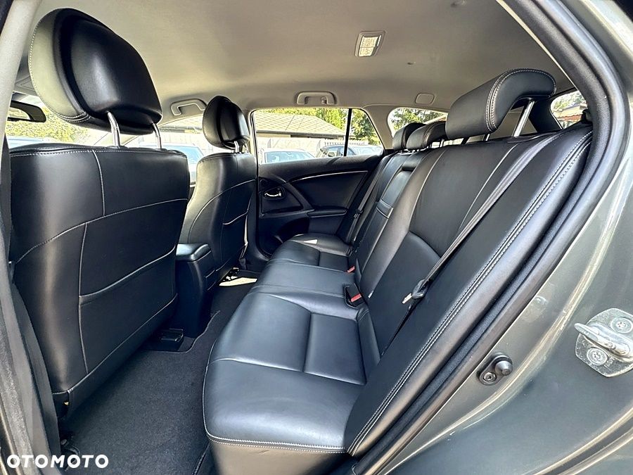 Toyota Avensis 2.0 D-4D Sol plus+NAVI - 21