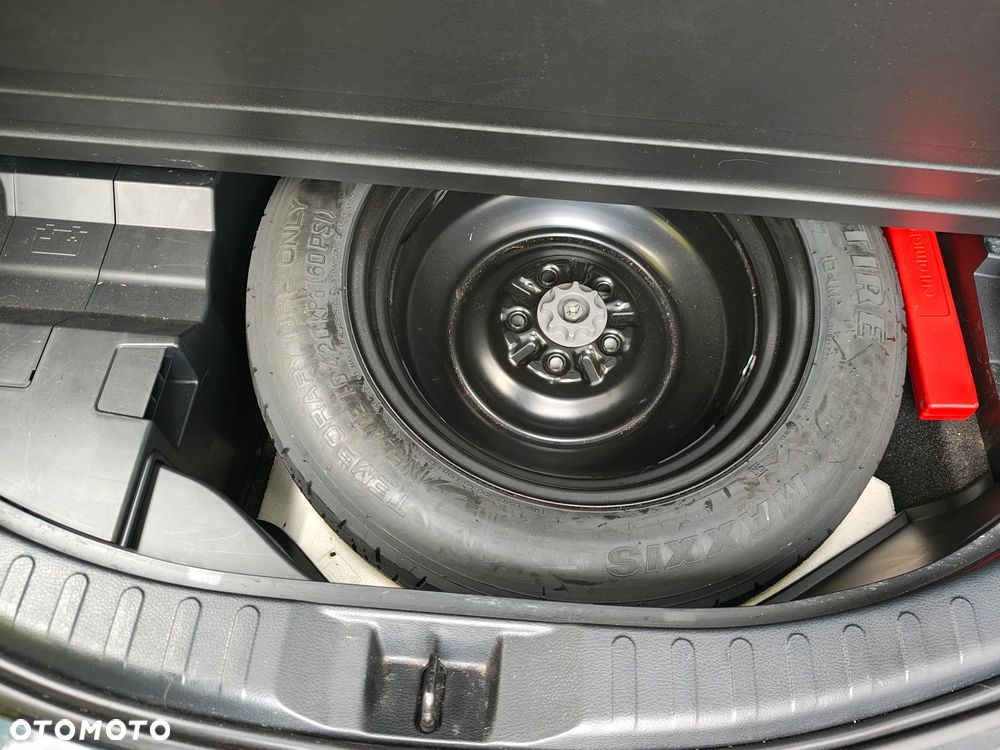 Toyota RAV4 Hybrid Premium 4x2 - 20