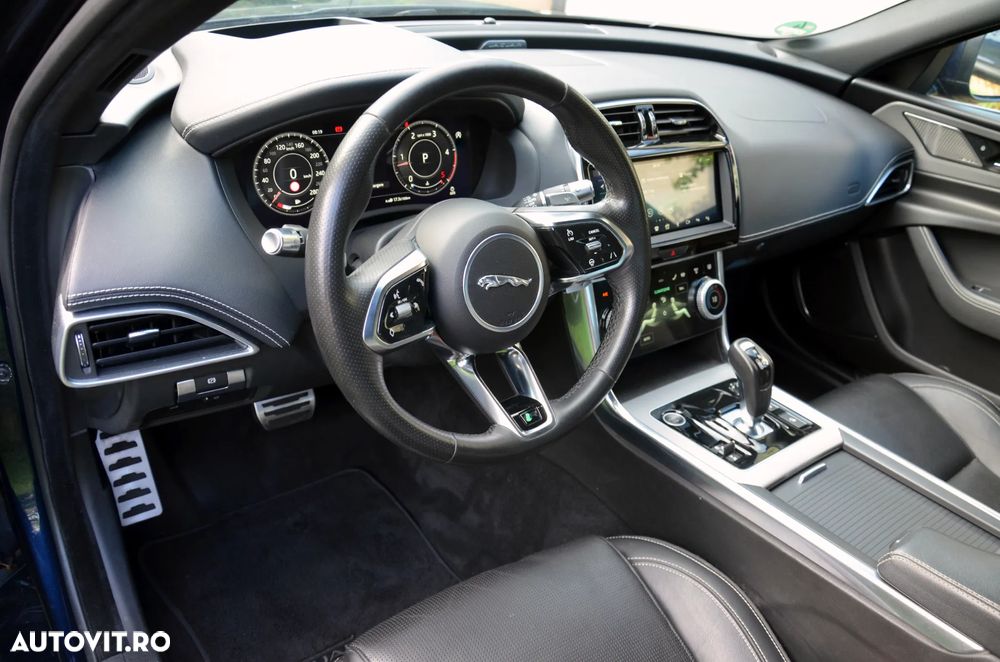 Jaguar XE D200 Aut. R-Dynamic HSE - 15
