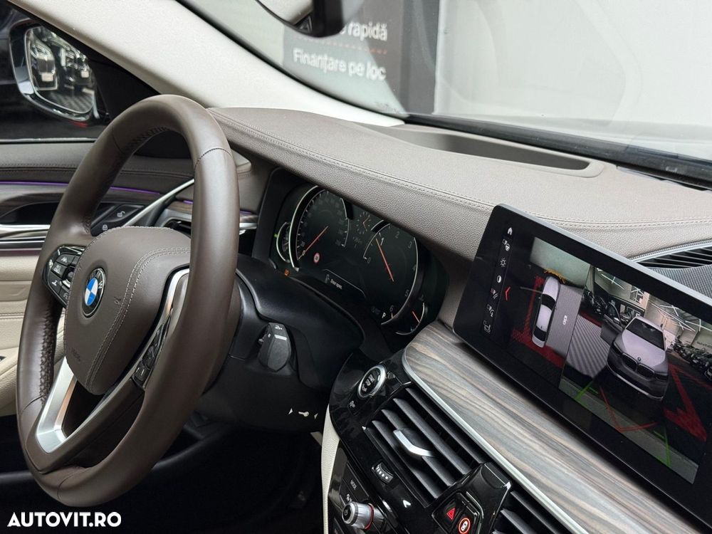 BMW Seria 5 520d AT - 24
