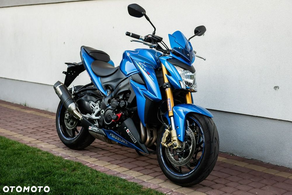 Suzuki GSX - 1