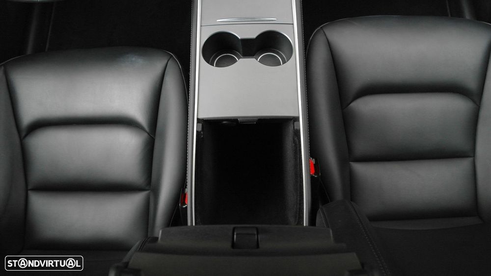 Tesla Model Y Long Range Tração Integral - 38