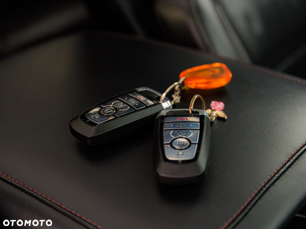 Lincoln Aviator - 33