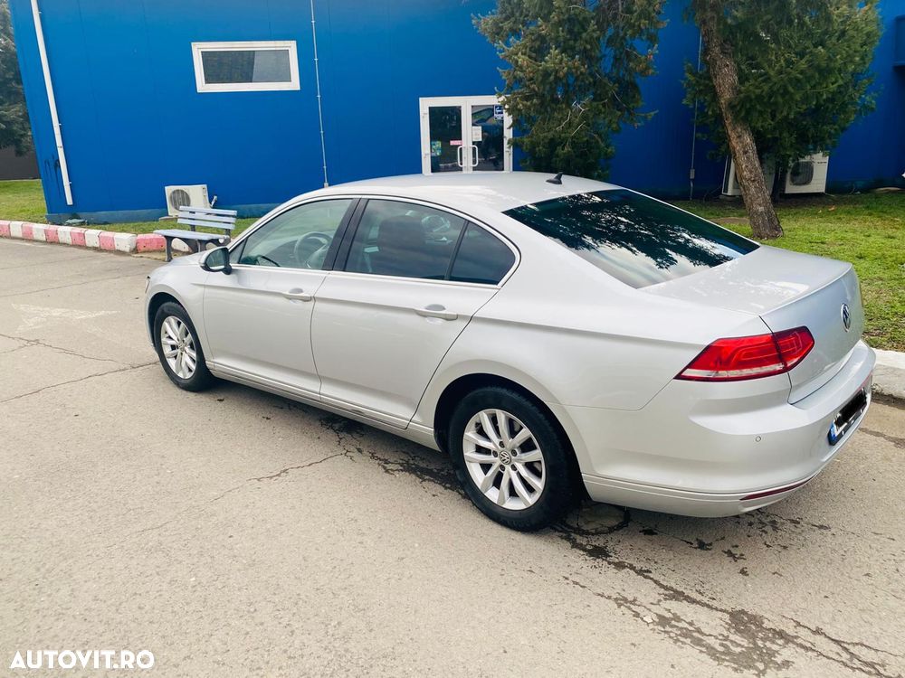 Volkswagen Passat - 6