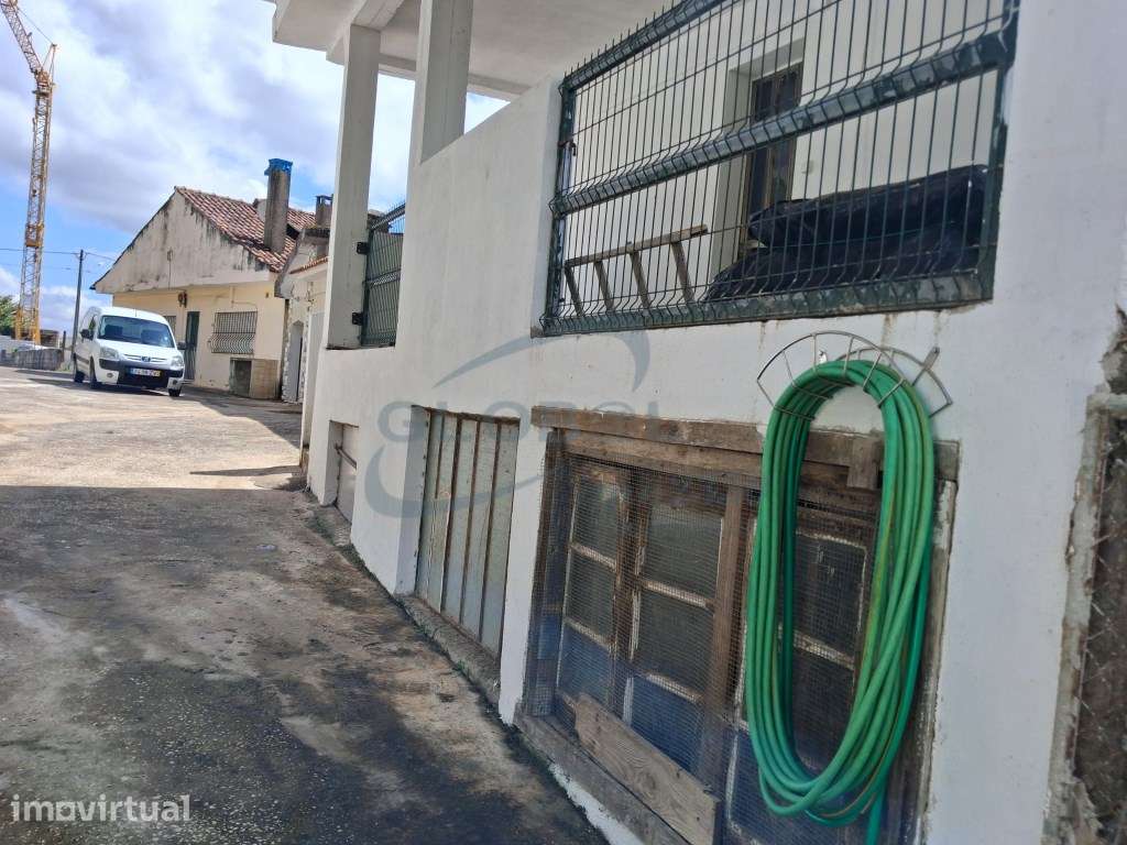 Exclusiva Propriedade em Alcanena | Duas Utilizações Independentes,... - Grande imagem: 3/44