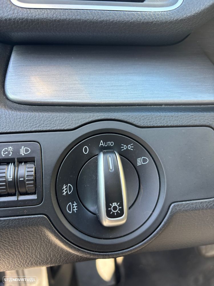 VW Passat Variant 1.6 TDI BlueMotion - 10