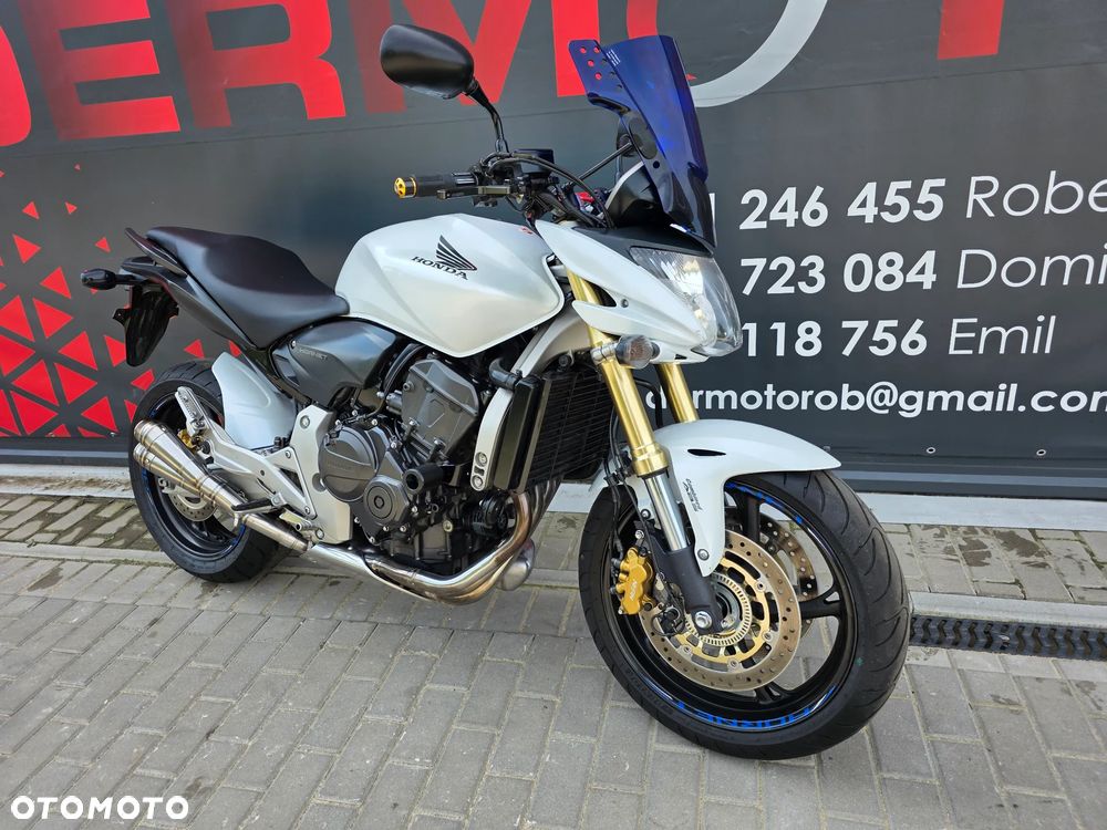 Honda Hornet - 30
