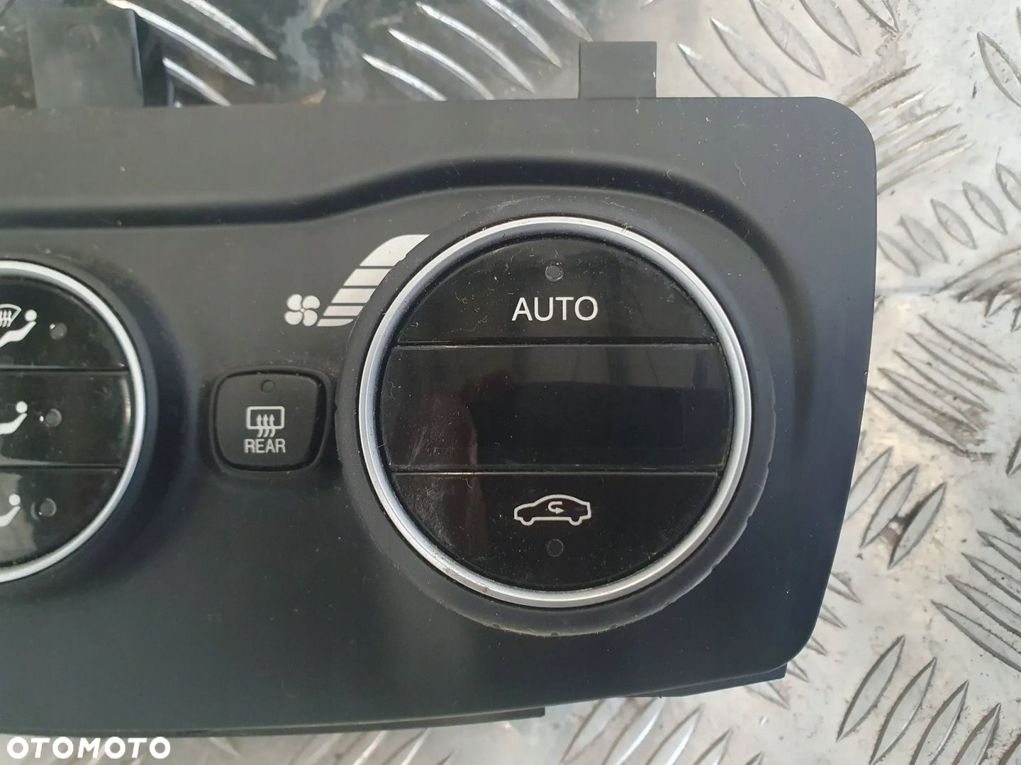Fiat Tipo 2015-2020 Panel klimatyzacji - 2