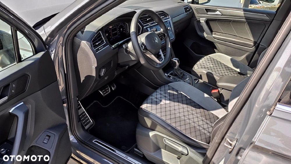 Volkswagen Tiguan - 9