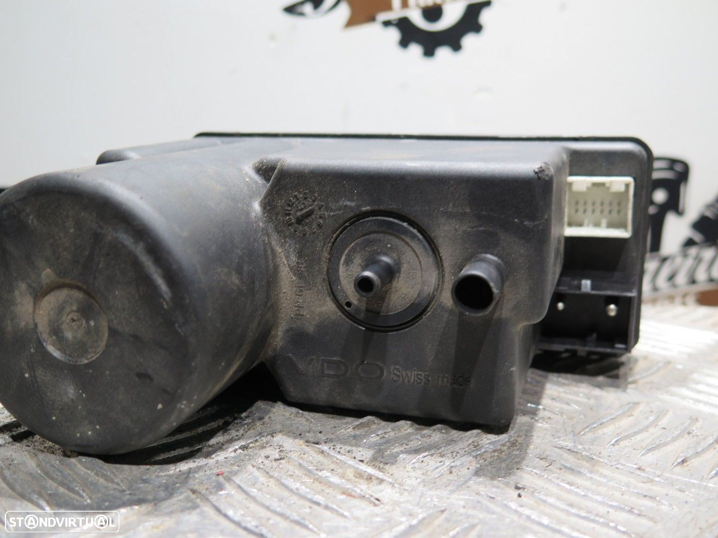 Compressor do fecho central Audi A4 B5 Usado A0862257A - 5