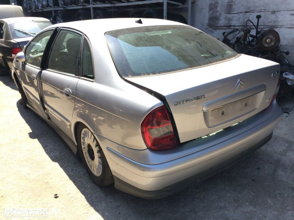 Citroën C5 2.2 Hdi Automático de 2003 full extras para peças - 3