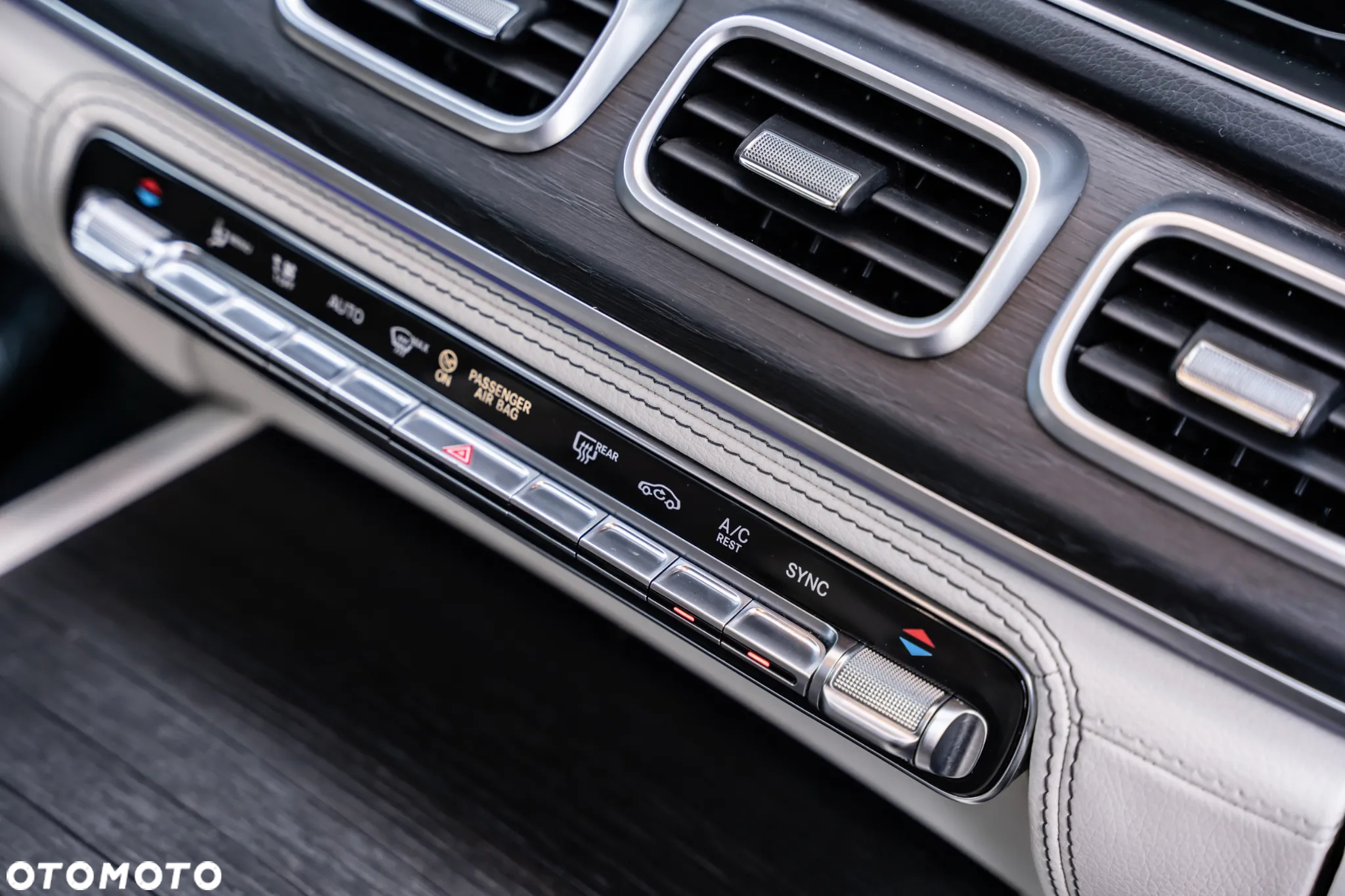 Mercedes-Benz GLS 400 d 4-Matic - 27