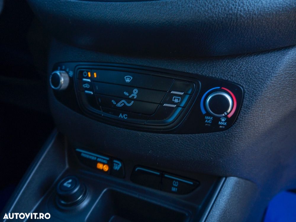 Ford Tourneo Courier 1.5 TDCi Trend - 5