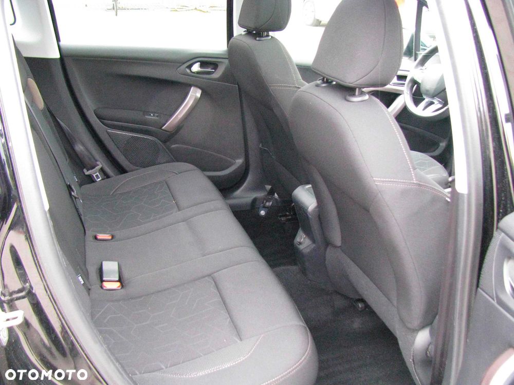 Peugeot 2008 - 7