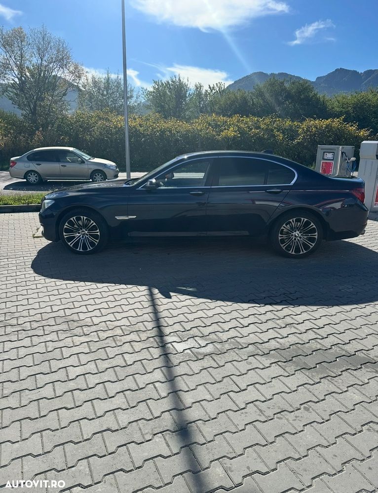 BMW Seria 7 730d xDrive - 6