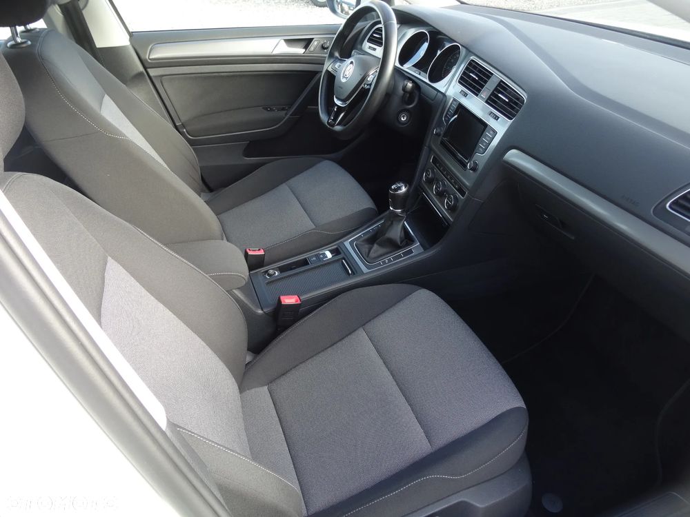 Volkswagen Golf Variant 1.2 TSI BlueMotion Technology Trendline - 11