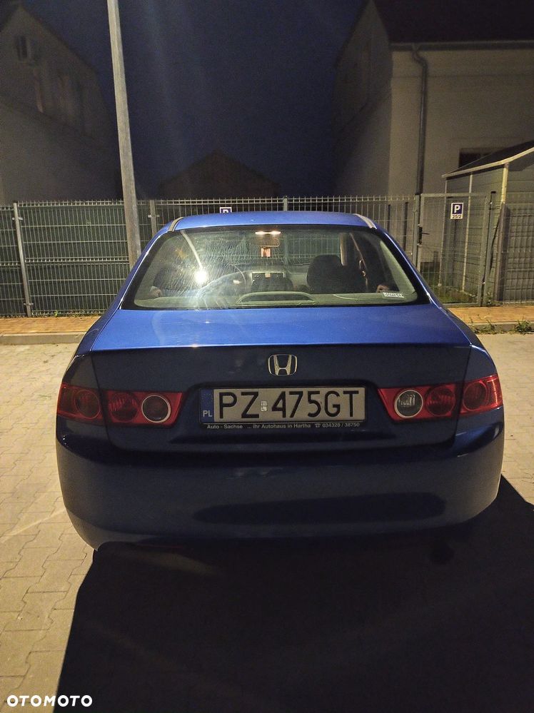 Honda Accord 2.0 Sport - 4
