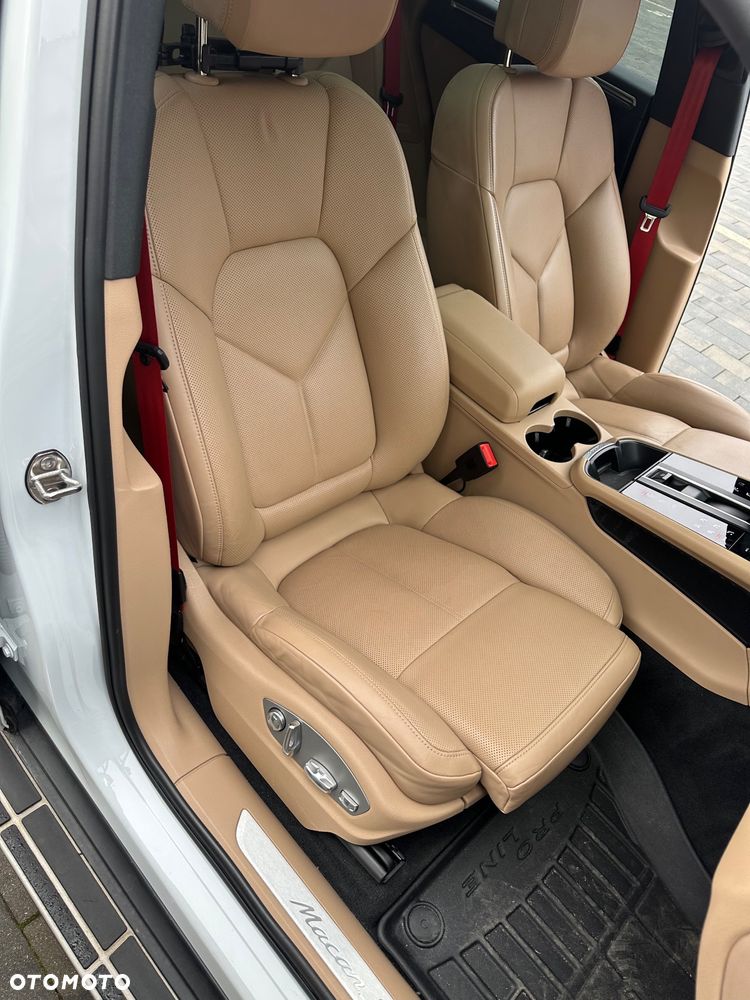 Porsche Macan S - 11