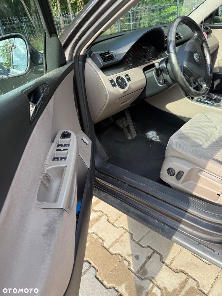 Volkswagen Passat - 3