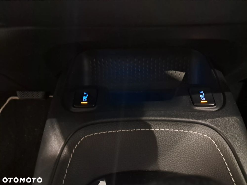 Toyota Corolla 2.0 Hybrid Comfort - 15