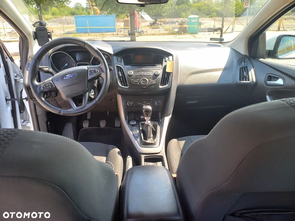 Ford Focus 1.5 TDCi Trend Sport - 9