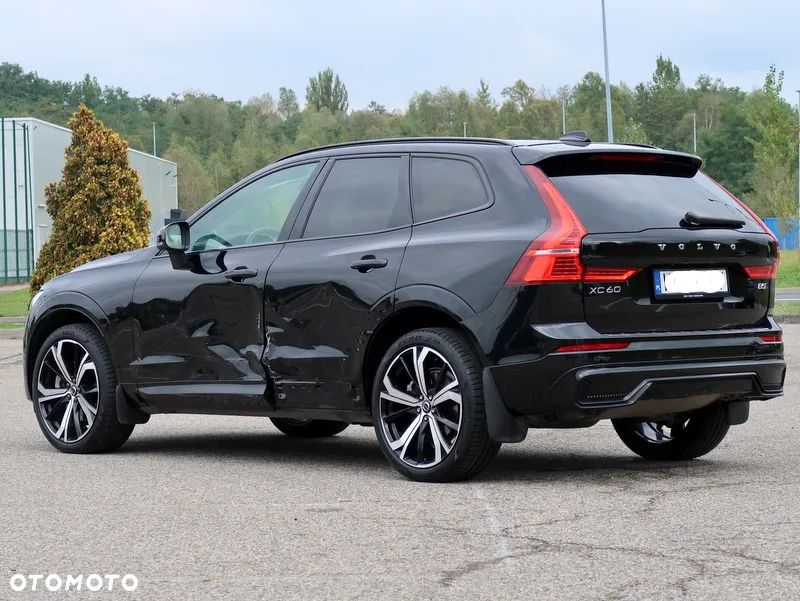 Volvo XC 60 B5 B AWD Plus Dark - 6