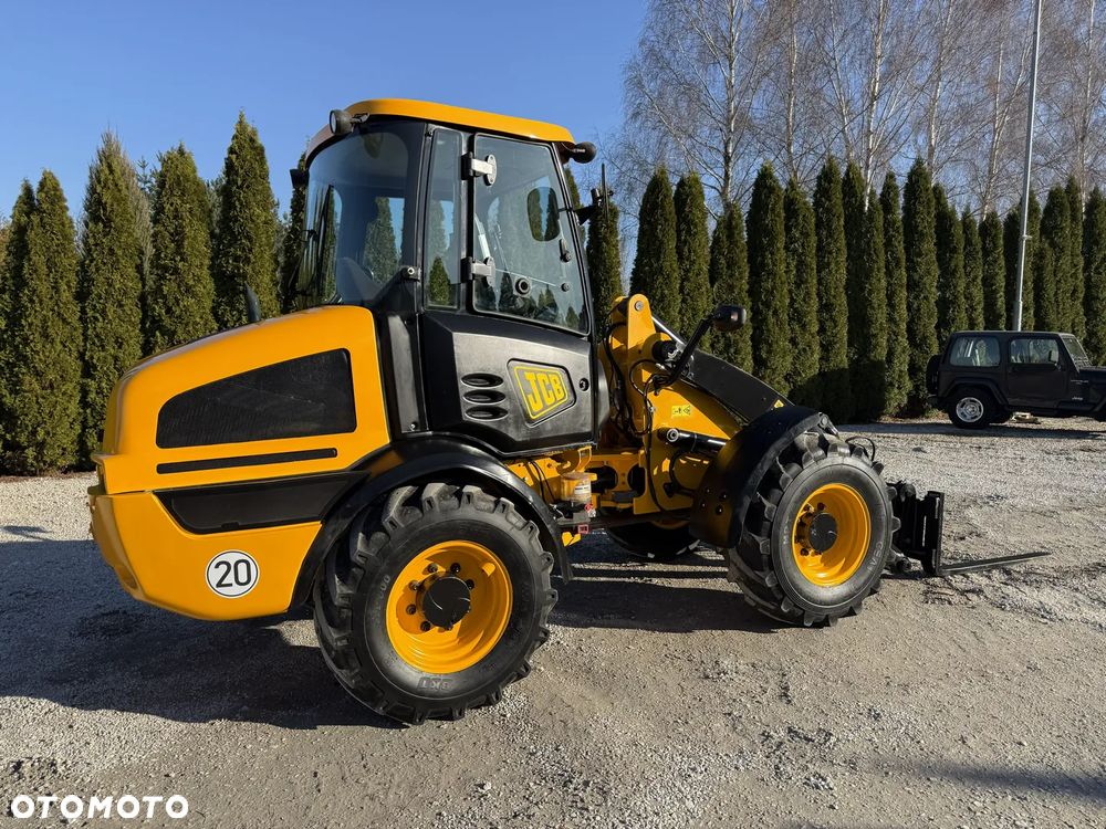 JCB 409 / ORYGINAŁ / SILNA / ŁADNIE UTRZYMANA  / BEZ DPF I ADBLUE / ZADBANA / SPROWADZONA Z NIEMIEC / 407 408 406 60 70 M 506 509 - 8