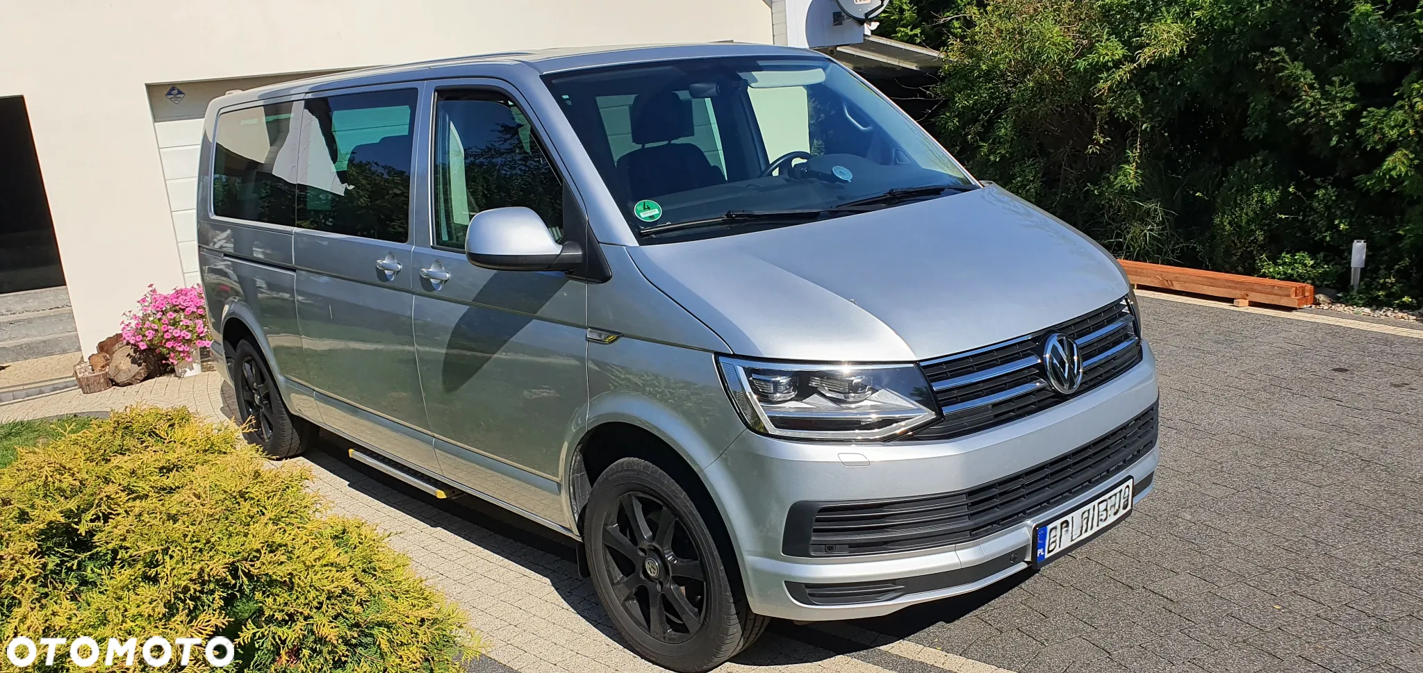 Volkswagen Caravelle 2.0 TDI L2 Comfortline - 3