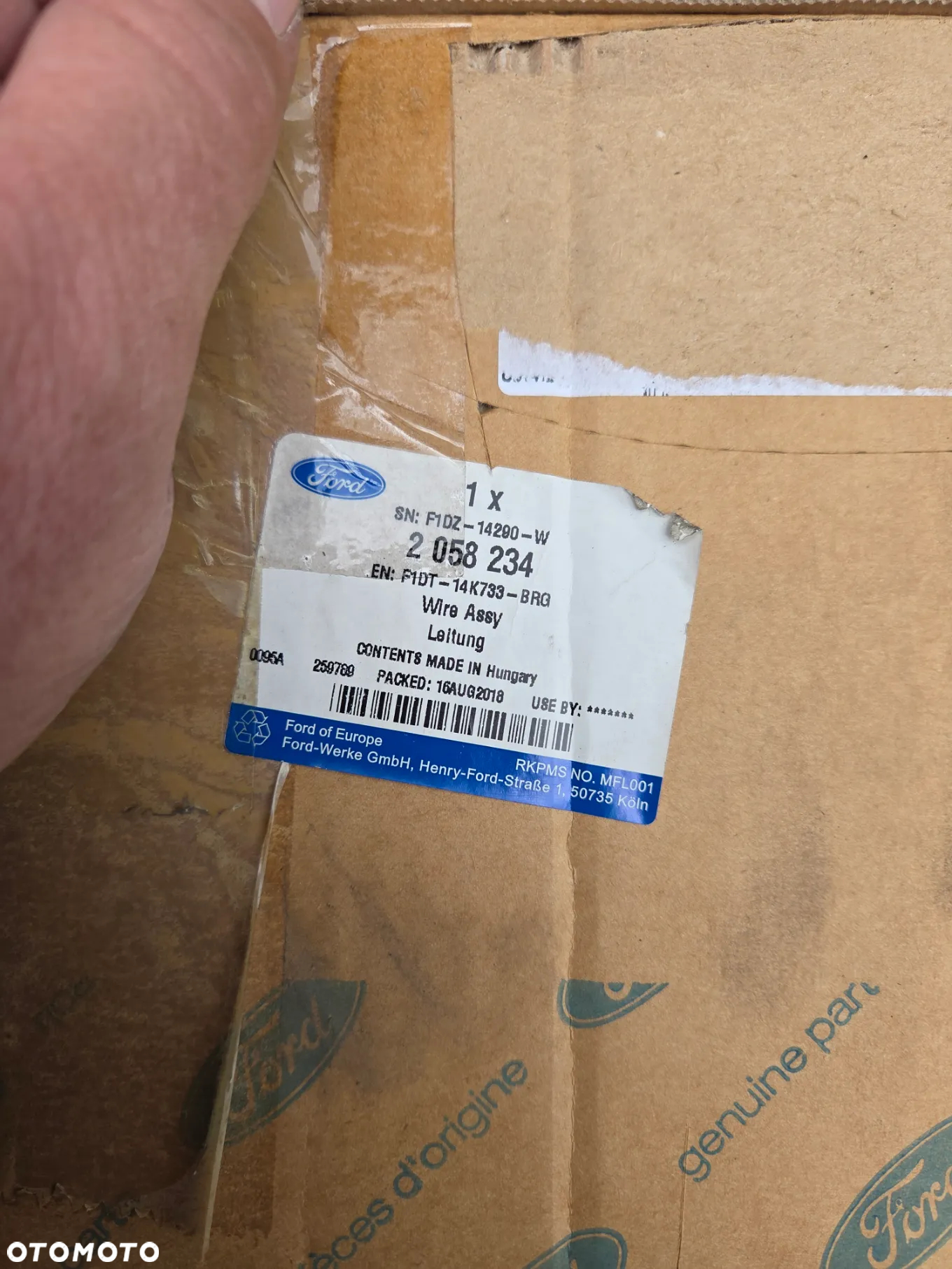 wiązka instalacja Ford C-Max II C344 2058234 F1DT-14K733-BRG AV6T-14A067-AD F1DZ-14290-W skrzynka bezpieczników BSI - 12