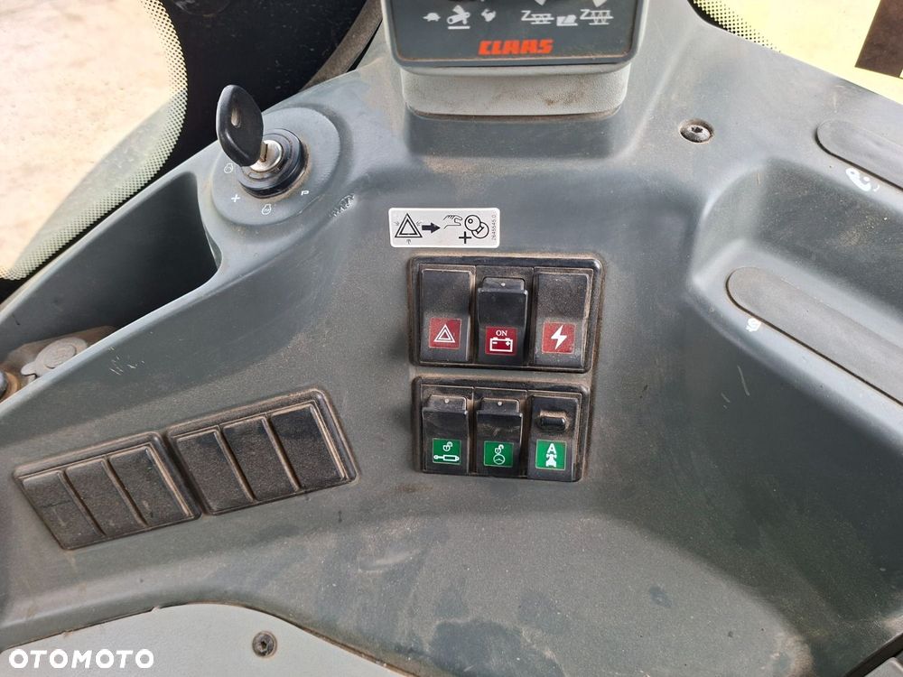 Claas Axion 850 4X4 - 19