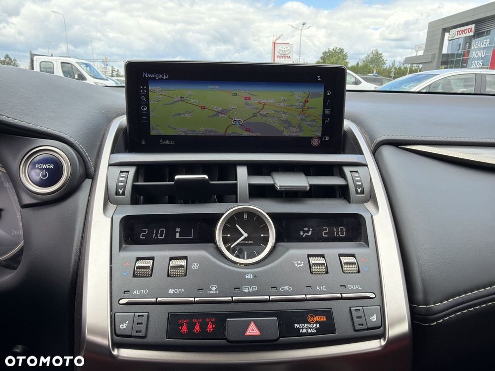 Lexus NX 300h F Impression AWD - 18