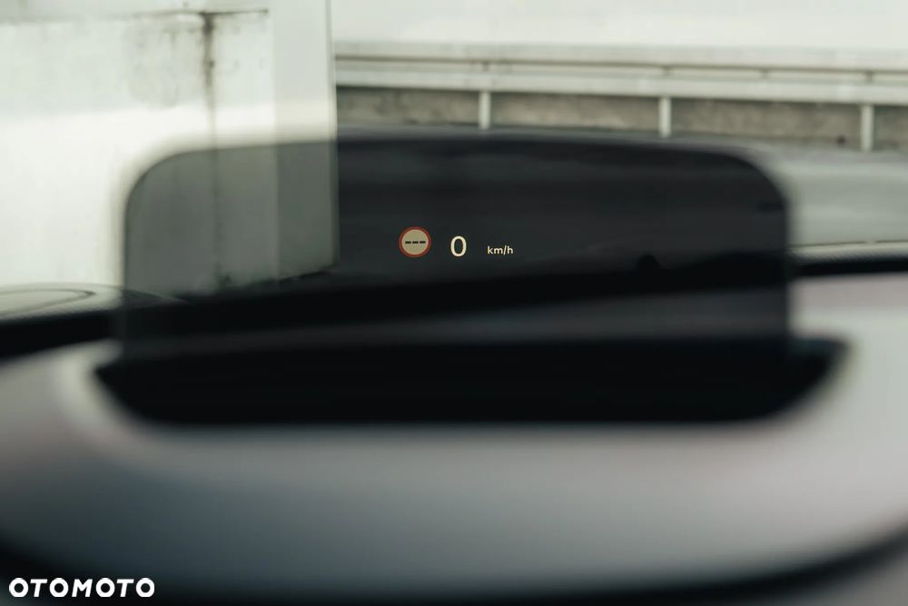 MINI ONE Standard - 27